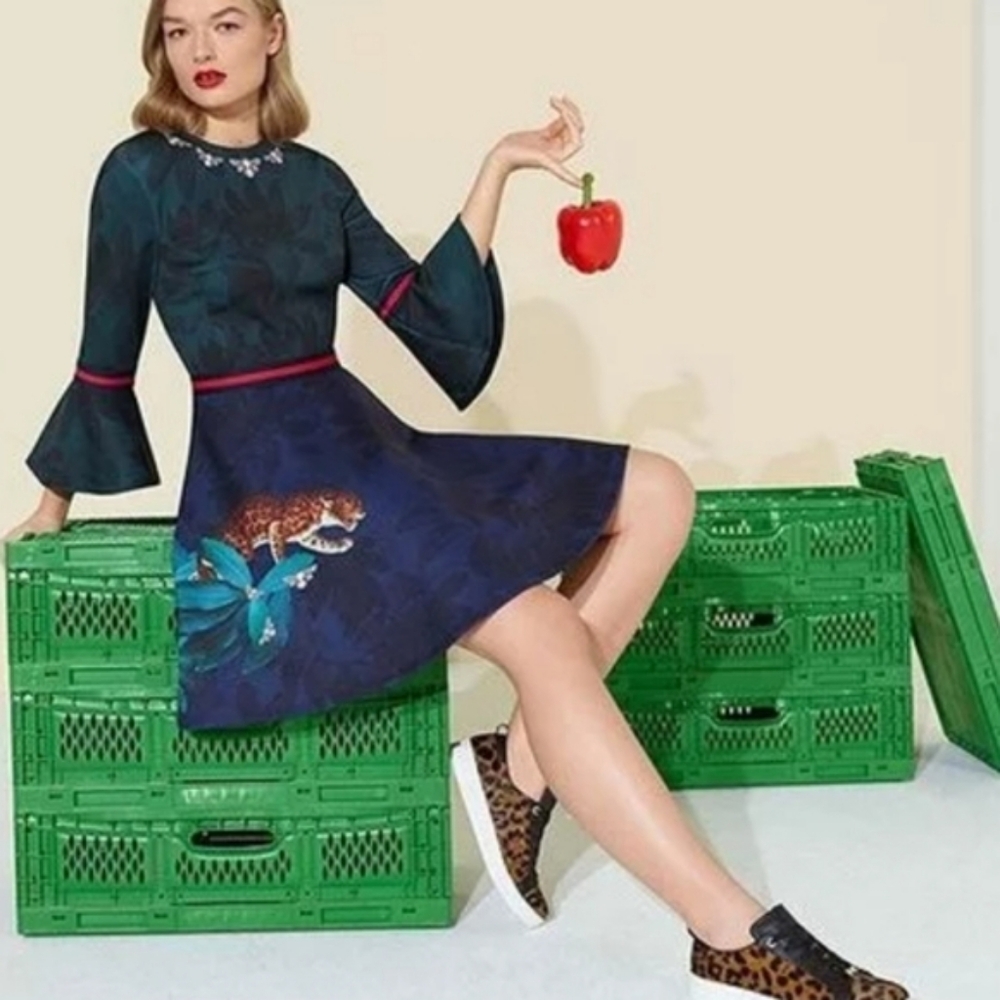Ted Baker bell sleeve EMILEEN Houdinii mash up skater dress Ted's Size 3